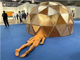 Presenting Hyperallergic’s 2024 Armory Show Booth Awards