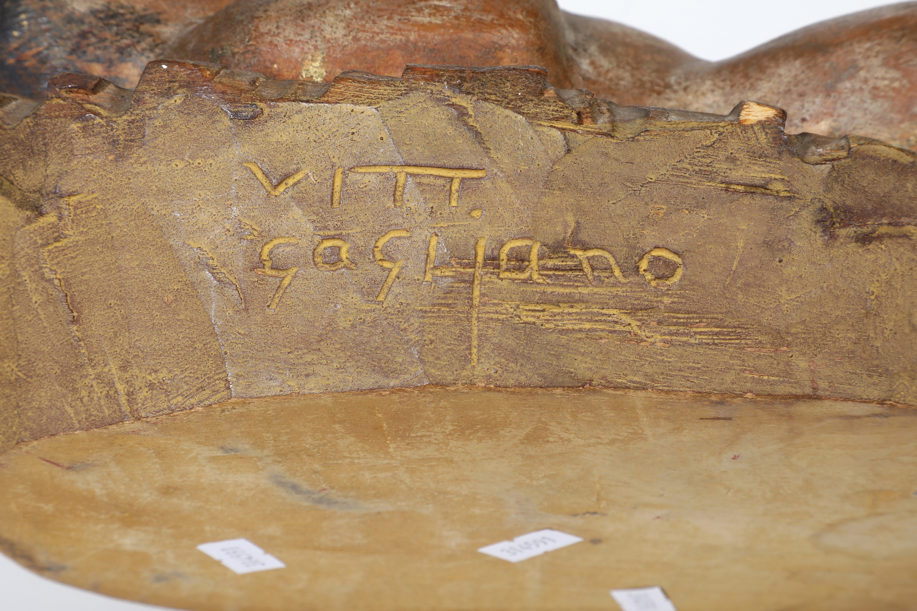 Artwork by Vittorio Gagliano, Gesù Bambino, Made of carved wood