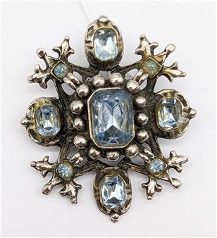 Elizabeth Reimer | 15 Artworks at Auction | MutualArt