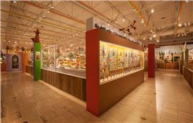 Museum Visit: Going Platinum