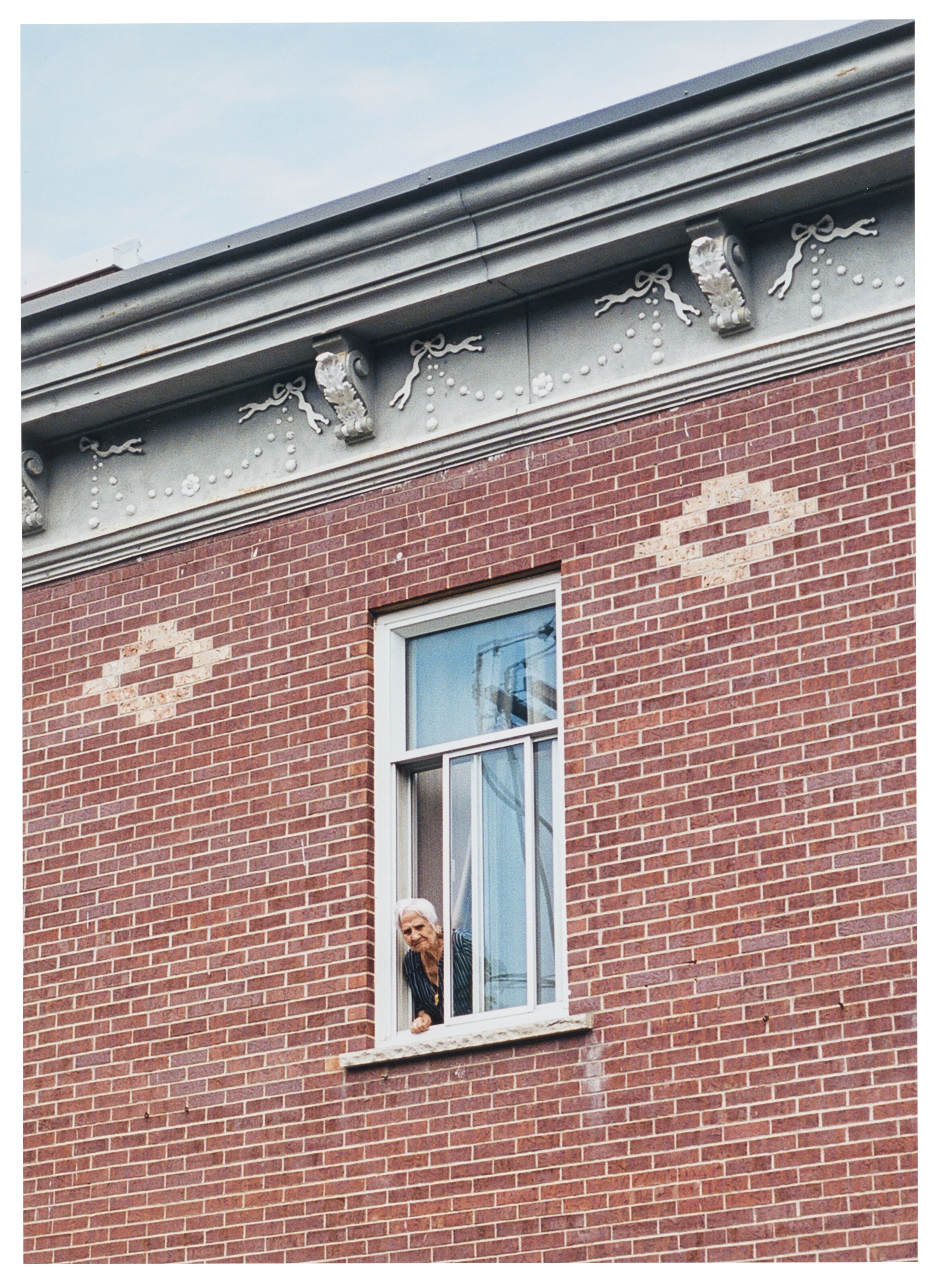 Artwork by Eva Jane Gates, Ça Suffit, 2019, Made of photograph