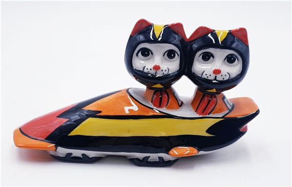 LORNA BAILEY 19cm MODEL OF THE TABOGGANISTS CATS PART OF THE by Lorna Bailey, 2002