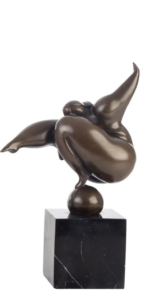 Artwork by Miguel Fernando López (Milo), Gimnasta, Made of bronze