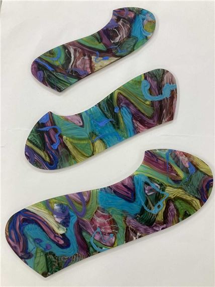 Noel Hart (Australian): Three panels of handmade blown glass sculpture with wall mounting brackets and includes provenance of original receipt dated 2007 - Noel Hart