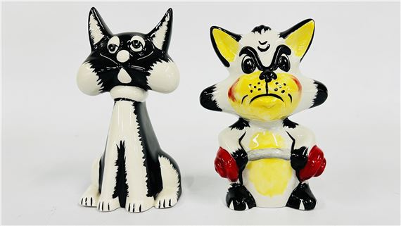 TWO LORNA BAILEY CAT ORNAMENTS - ONE SIGNED AND ONE UNSIGNED H 15CM + H 12.5CM