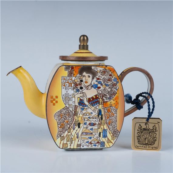 Charlotte di Vita | Beautiful copper and enamel miniature tea pot