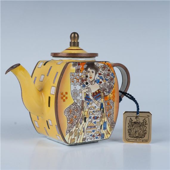 Charlotte di Vita | Beautiful copper and enamel miniature tea pot