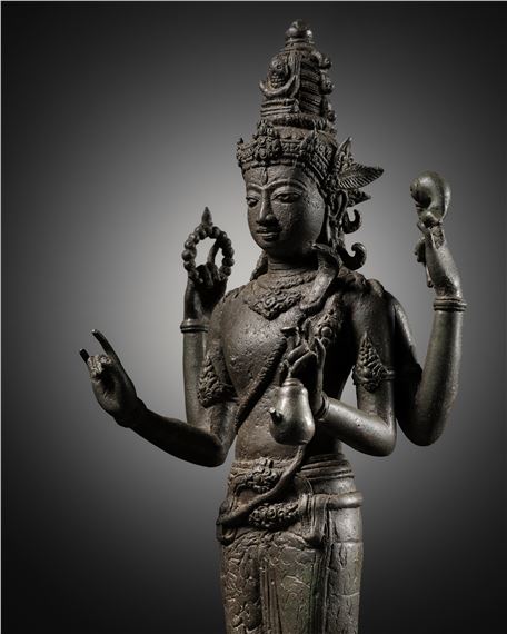 A RARE BRONZE FIGURE OF MAHADEVA SHIVA, JAVA, 9TH