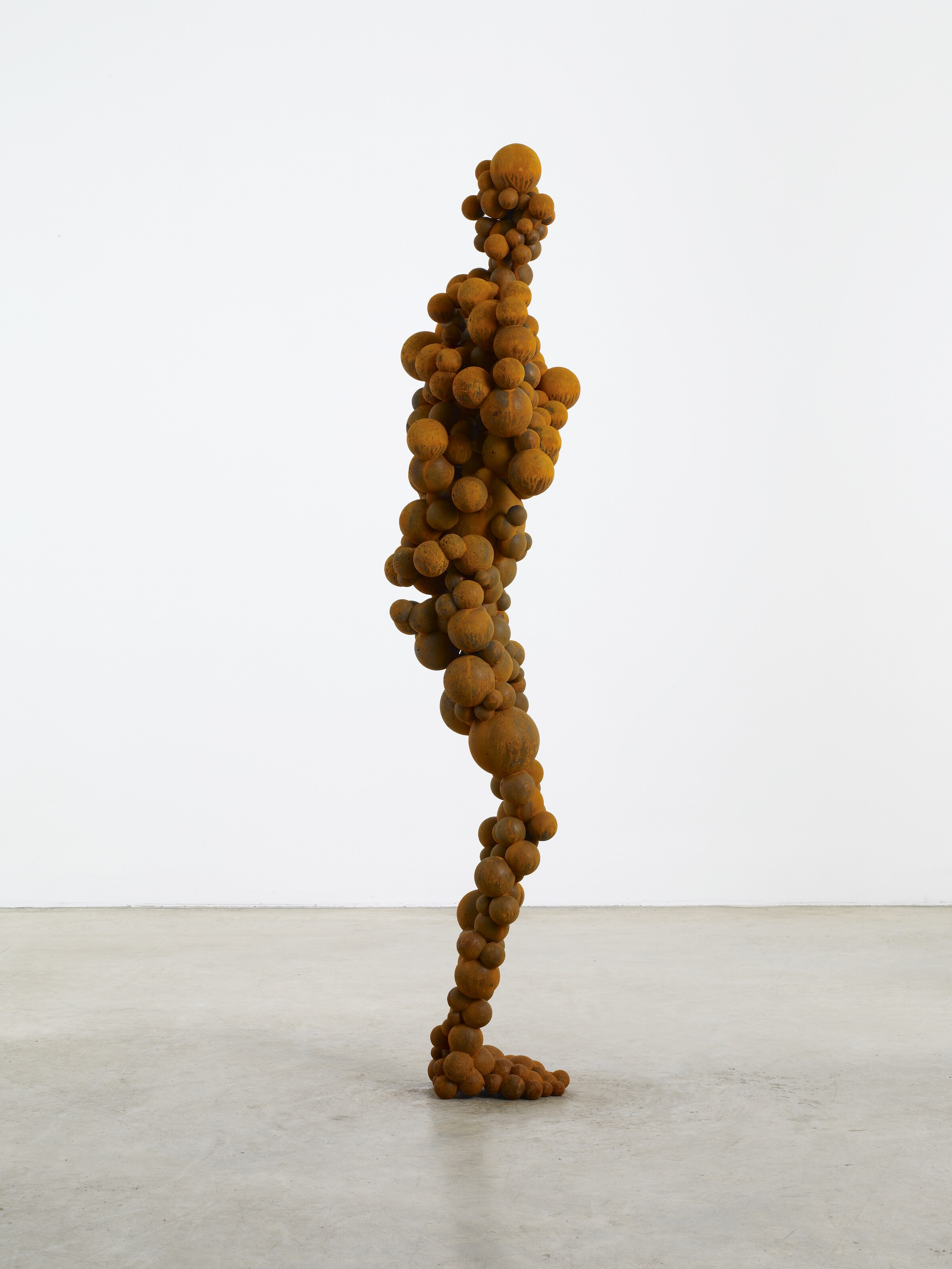 Artwork by Antony Gormley, Standing Matter XXXI, Made of cast iron