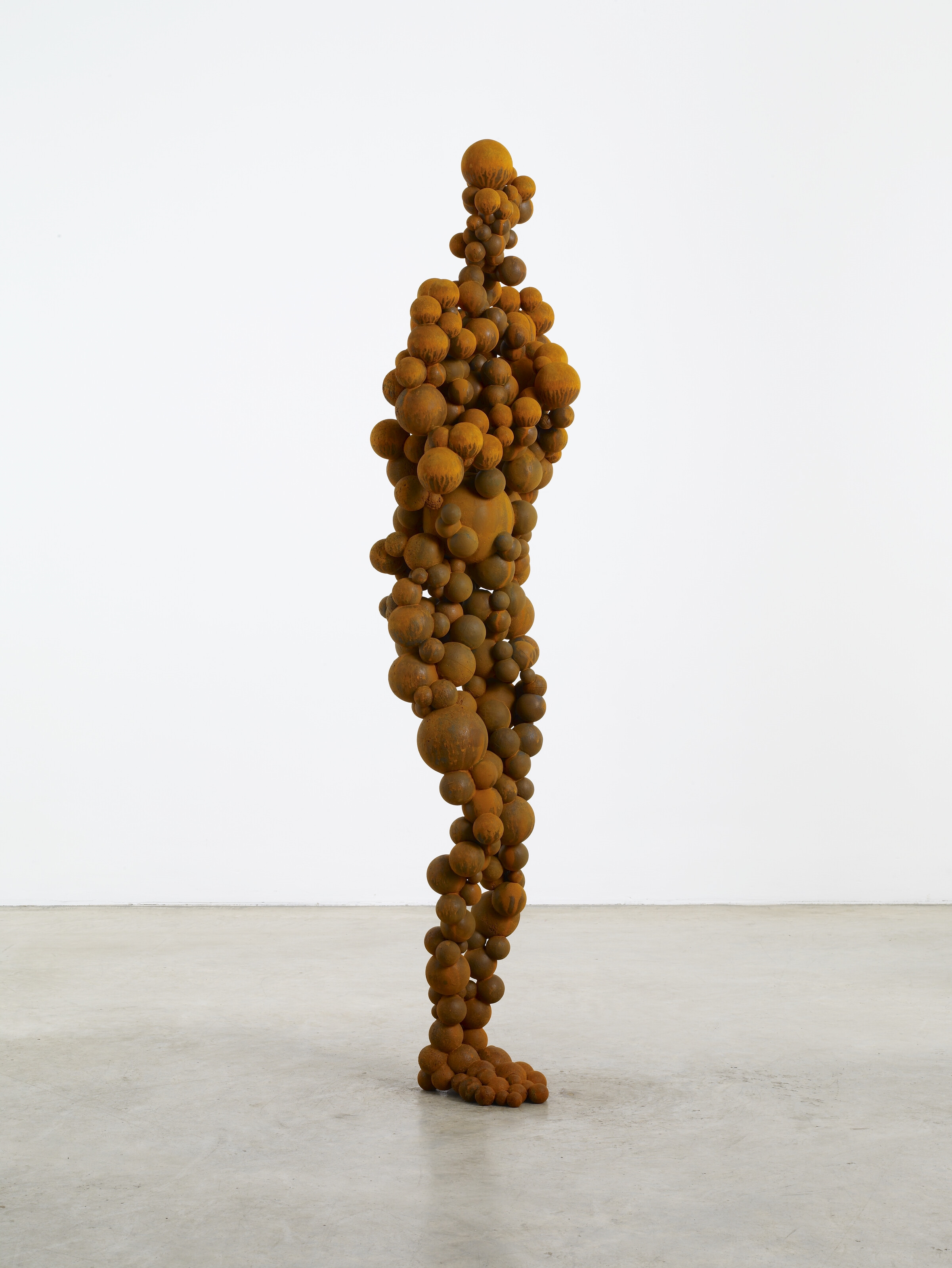 Artwork by Antony Gormley, Standing Matter XXXI, Made of cast iron