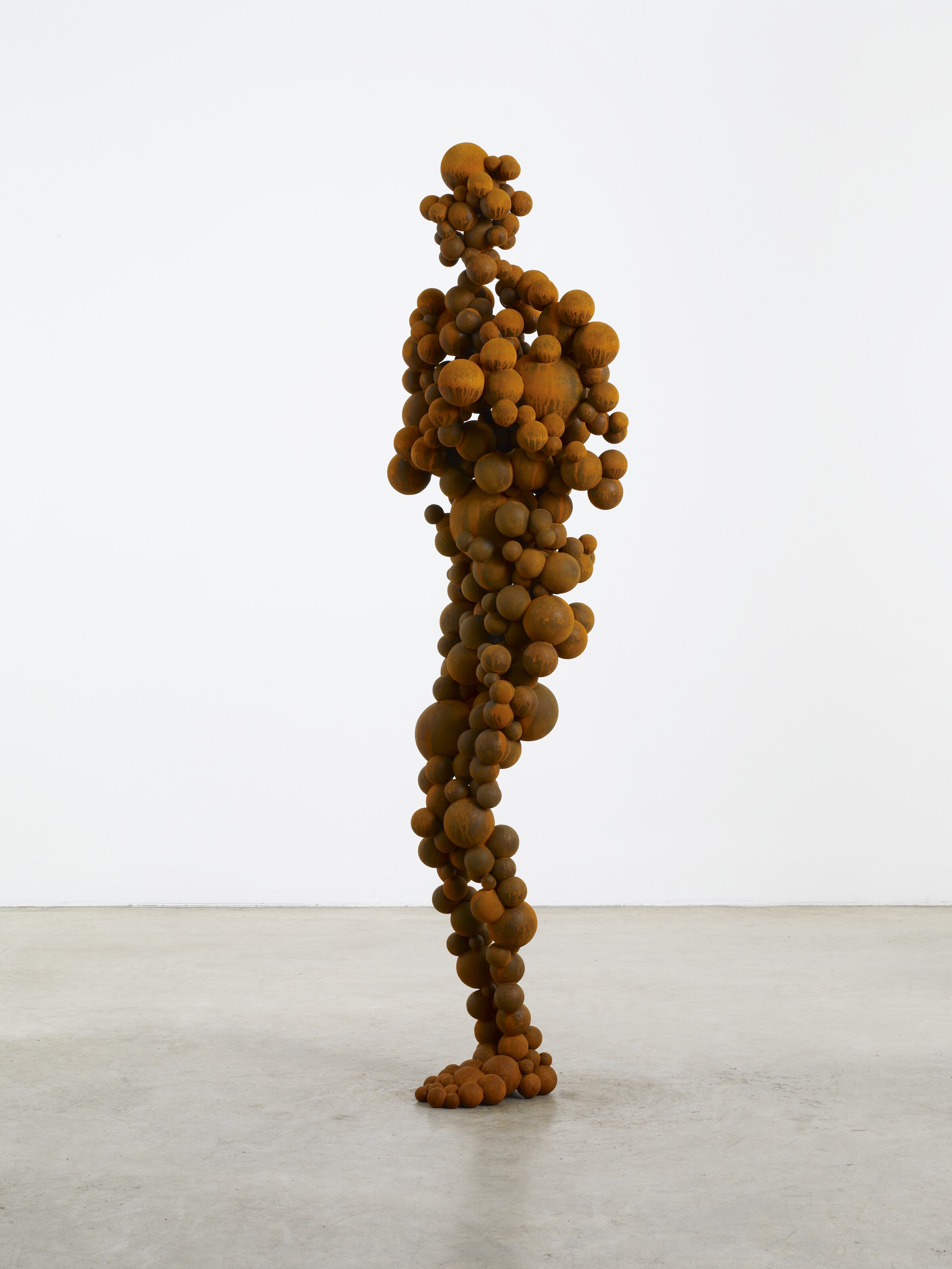 Artwork by Antony Gormley, Standing Matter XXXI, Made of cast iron