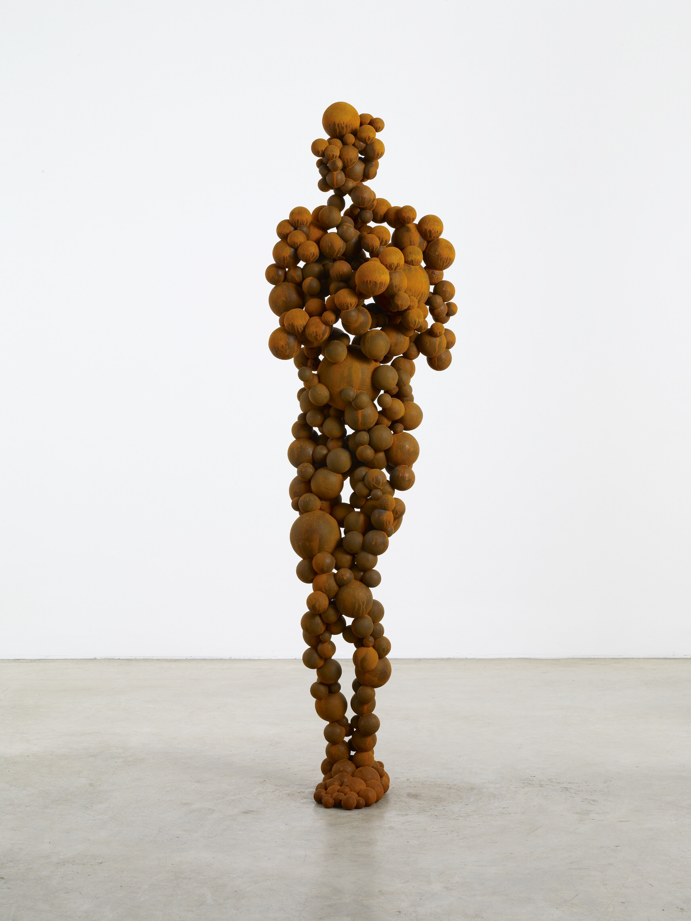 Artwork by Antony Gormley, Standing Matter XXXI, Made of cast iron