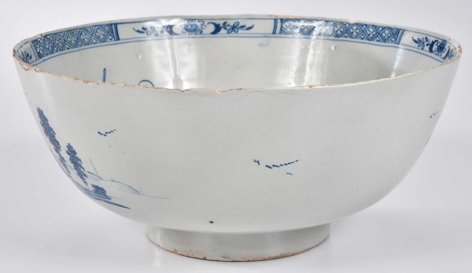 Artwork by John Howard, This rare bowl commemorates the Seven Years War battle between the French and British Navy's outside the port of Lagos in Portugal., Made of Polychrome