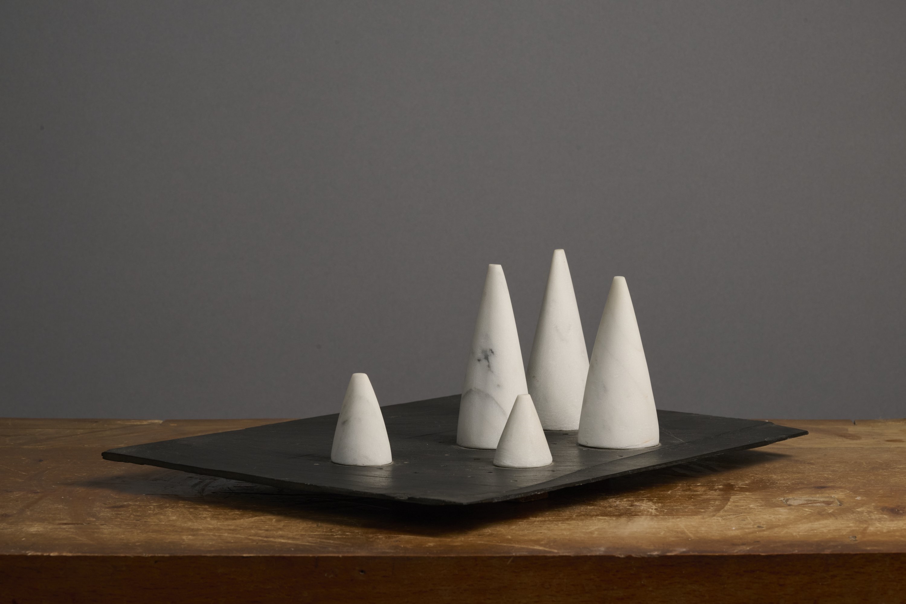 Artwork by Paul-henri Friquet, Cinq cônes, Parcours