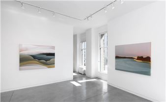 Melissa Dickenson: A Hand Full of Dust - Maybaum Gallery