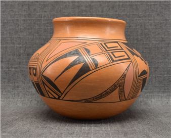 HOPI POTTERY JAR (EMOGENE LOMAKEMA) - Emogene Lomakema