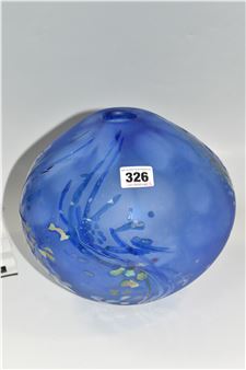 A WILL SHAKESPEARE ART GLASS VASE, a large blue art glass boule vase by Will Shakespeare (with - Will Shakspeare