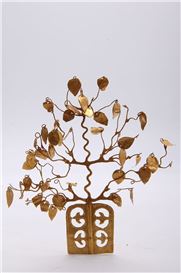 ‘Gold from Dragon City’ Review: The China Institute’s Show of Shimmering Cultures