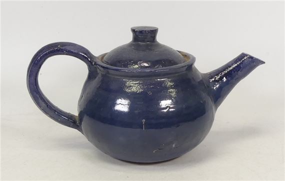 Lise B. Moorcroft Handthrown Blue Teapot. Incised LM monogram to base. Height: 12.5cm