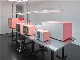 Julia Scher “Ameratherm Ultra Cooking Lab” at D R E I, Cologne