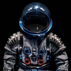 Christian Voigt: Lunar
