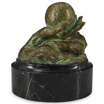 Hand Holding World - Mara Dominioni