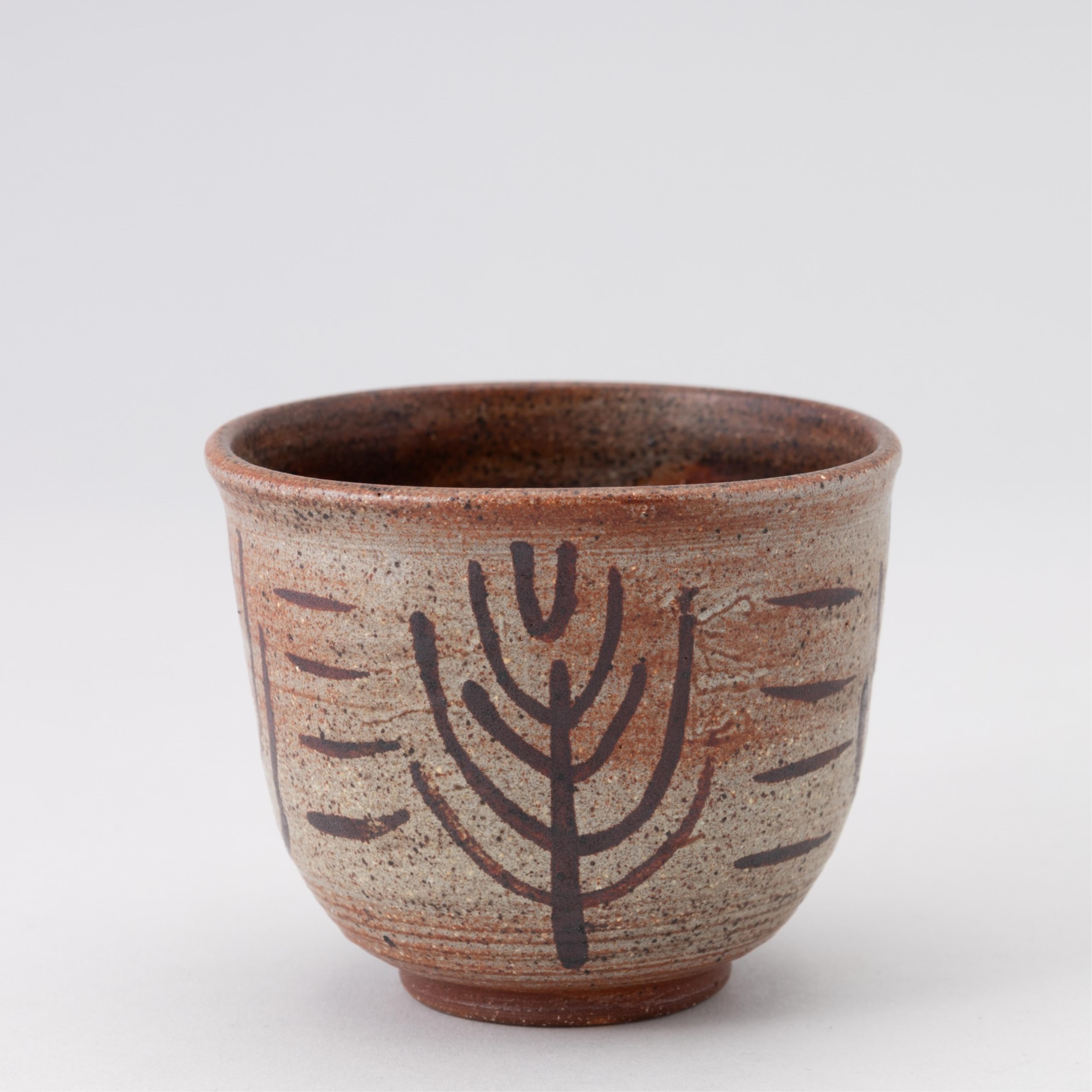 Artwork by Rex Mason, two ceramic sgraffito bowls, together with two orange glazed ceramic bowls, all signed, Made of orange glazed ceramic