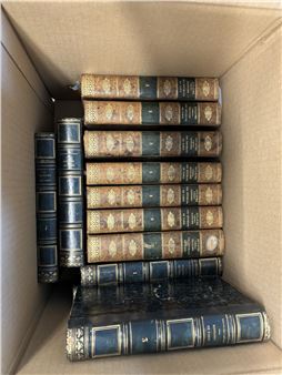 Ensemble de RELIURES diverses, principalement sur le thème de la géographie dont : DULAURE. Histoire - Piganiol de LA Force