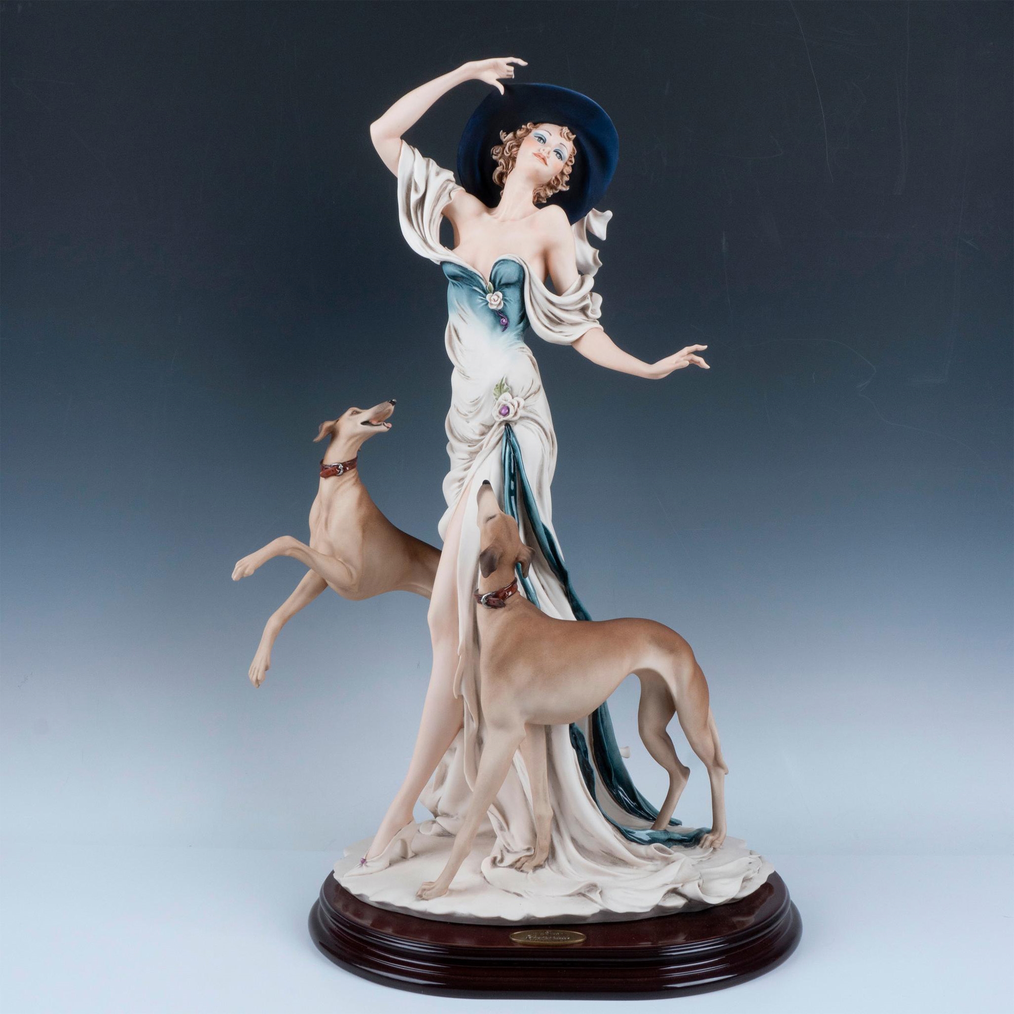 Artwork by Giuseppe Armani, Promenade, Made of porcelain figurine