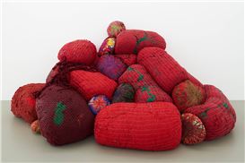 Kunsthalle Düsseldorf opens the first major solo exhibition in Germany of Sheila Hick's work