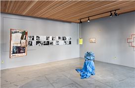 Makeshift Memorials, Small Revolutions