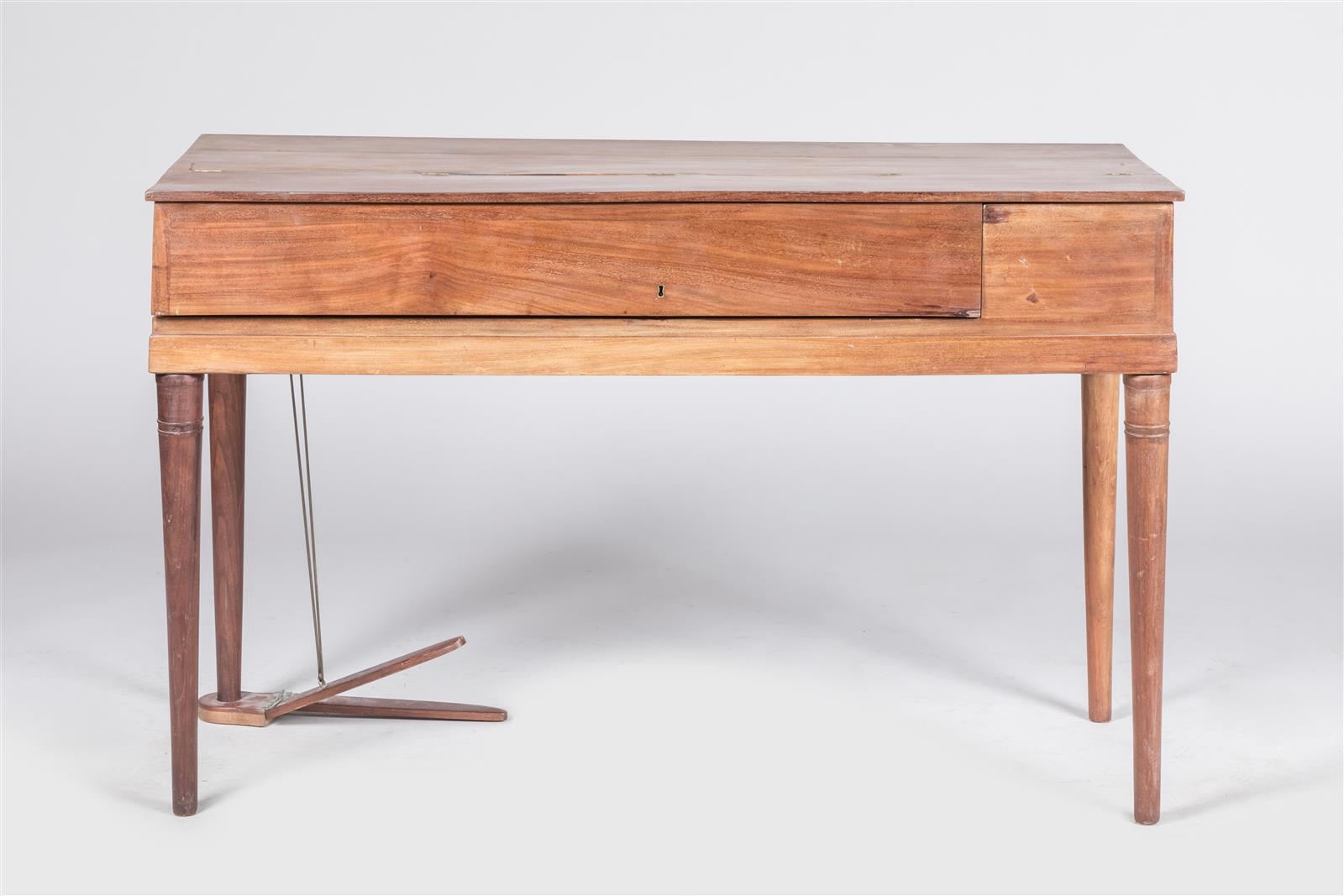 Artwork by De La Cour, ERARD Frères Facteur de piano forte et harpes du Roi de ses menus plaisirs et, Made of Acajou