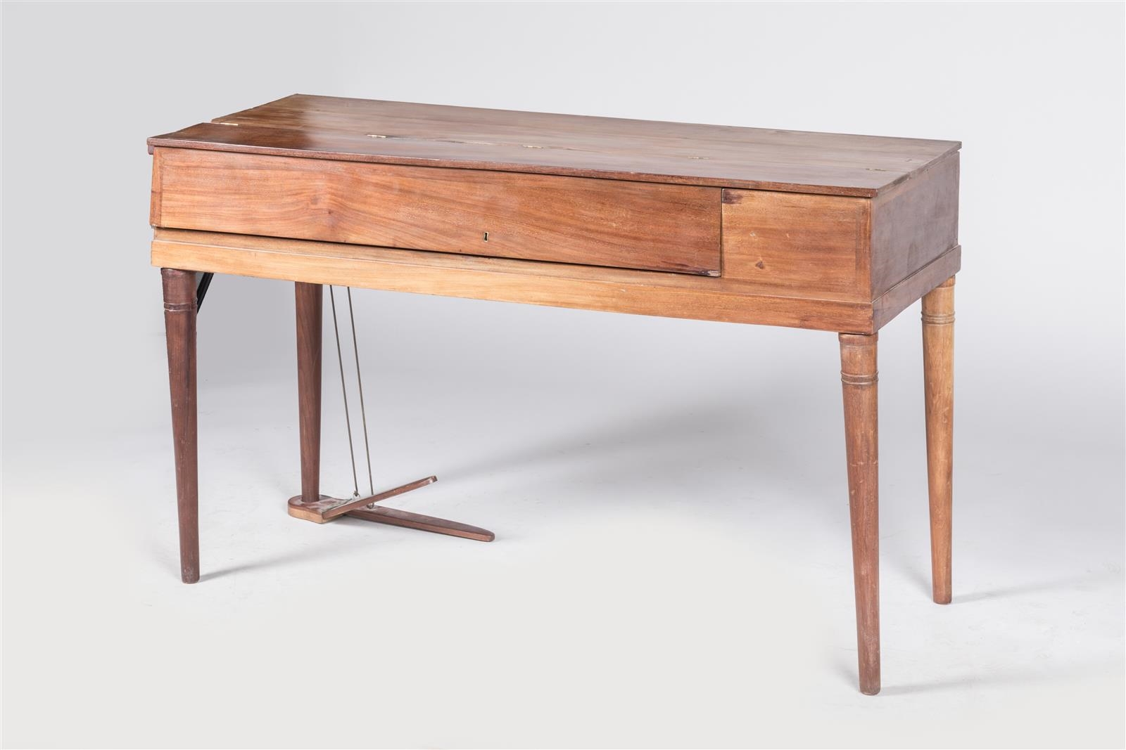 Artwork by De La Cour, ERARD Frères Facteur de piano forte et harpes du Roi de ses menus plaisirs et, Made of Acajou