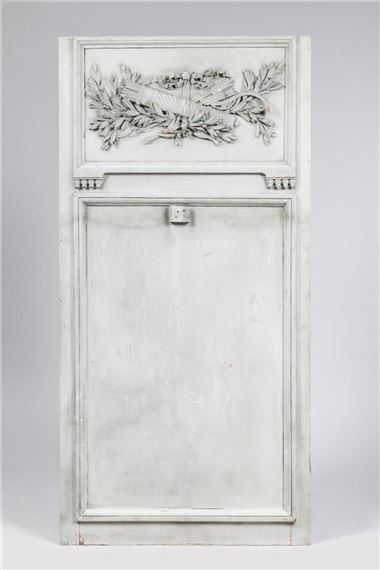 Paire d'ELEMENTS de BOISERIE en bois sculpté et relaqué à décor de larges moulures rectangulaires