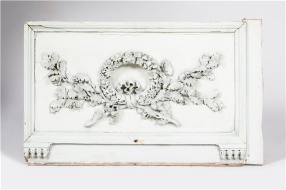 Paire d'ELEMENTS de BOISERIE en trumeau de porte en bois sculpté et relaqué à décor