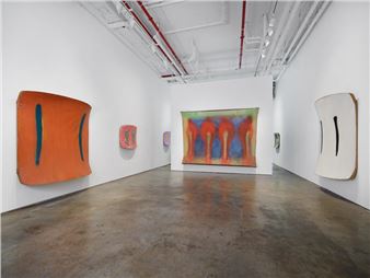 Ron Gorchov: Exploring the Near/Far Painterly Horizons of Modern Space