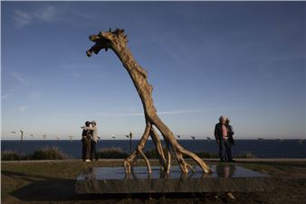 The Good and Seriously Wacky of This Year’s Sculpture by the Sea