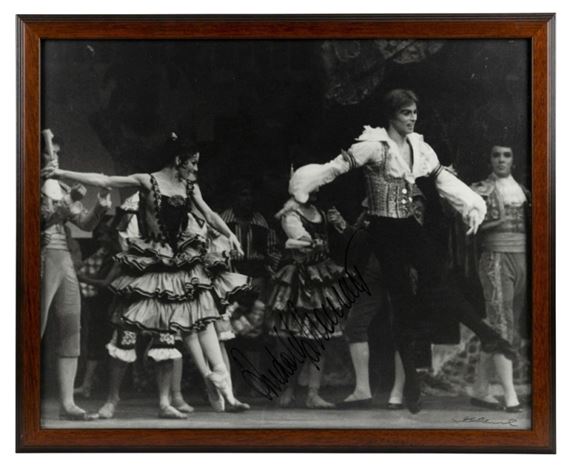 Vic Grimmett | RUDOLF NUREYEV performs in Don Quixote with the ...