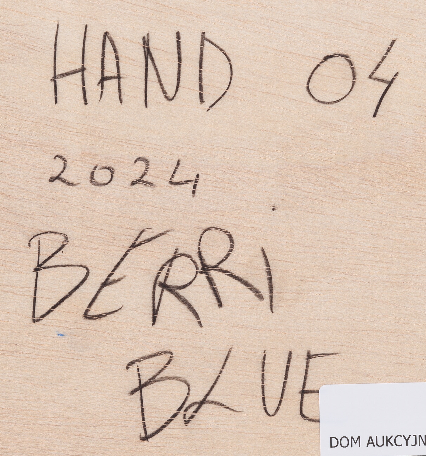 Artwork by Berriblue, Hand 04, Made of ceramic