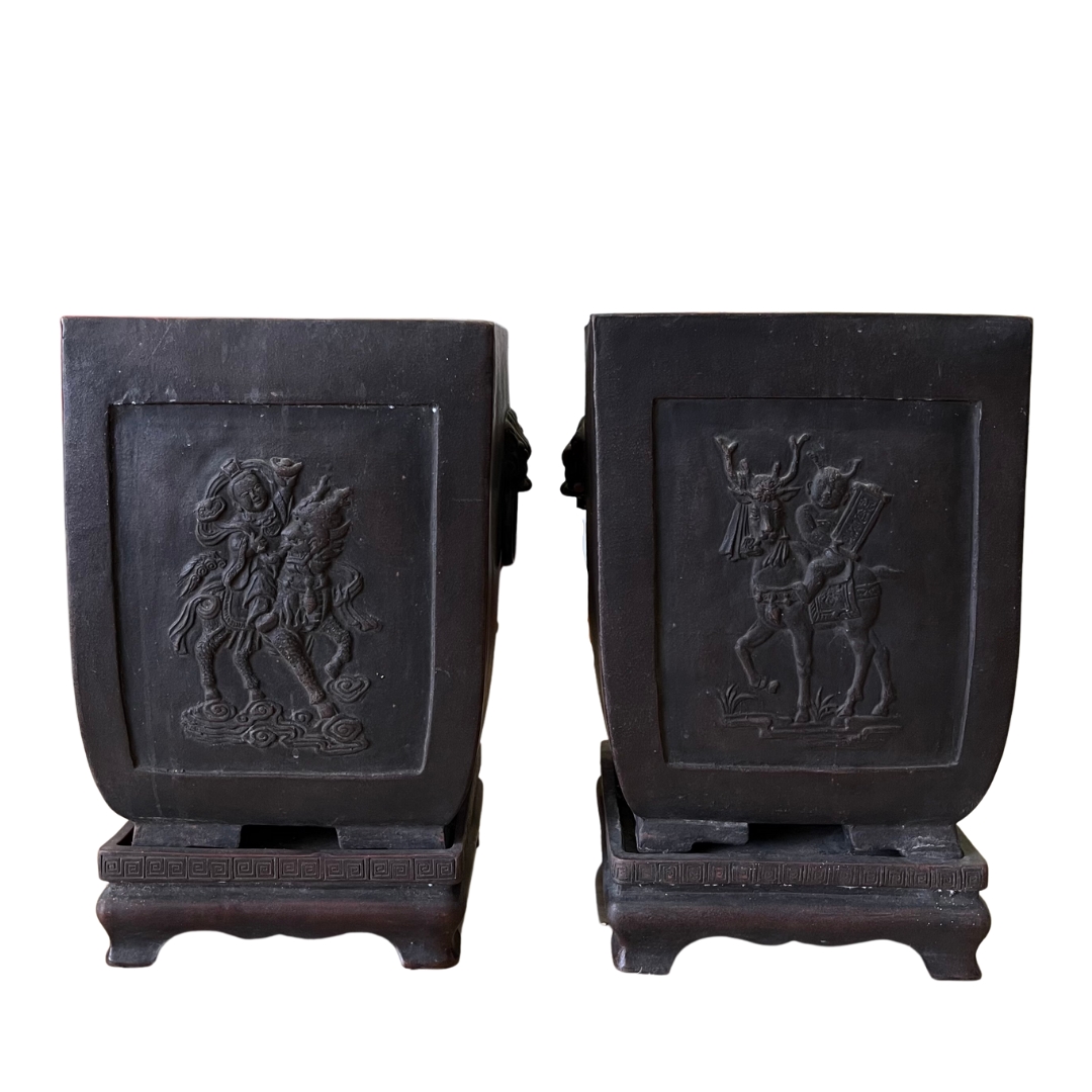 Unknown | PAIR OF ZISHA PLANTERS | MutualArt