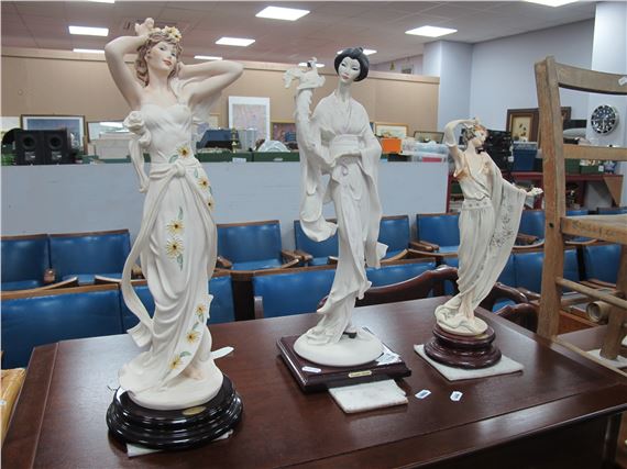 Giuseppe Armani | Florence Giuseppe Armani Figurines (3), Oriental