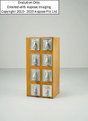 Schrank mit acht großen Schütten, Entwurf der Schübe Margarete Schütte-Lihotzky - Margarete Schütte-Lihotzky