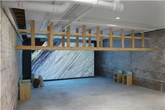 Hyeree Ro: Niro - Canal Projects