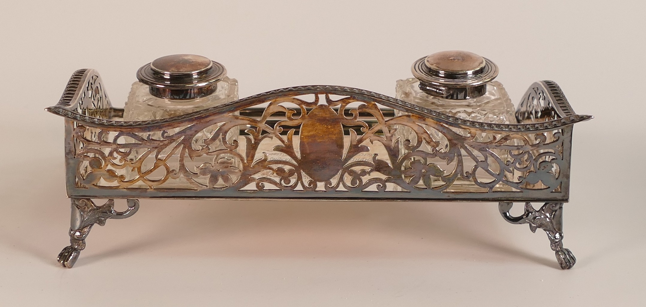 Sheffield | Silver writing / ink stand, hallmarked for Sheffield 1916 ...