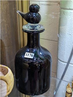 BIRD STOPPERED DECANTER - Jet Black