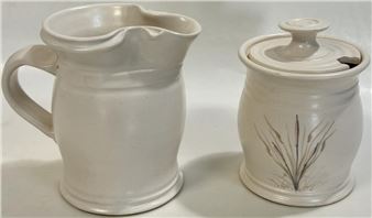 PRETTY JACK BURKE SIGNED POTTERY CREAM & SUGAR - Jack Burke