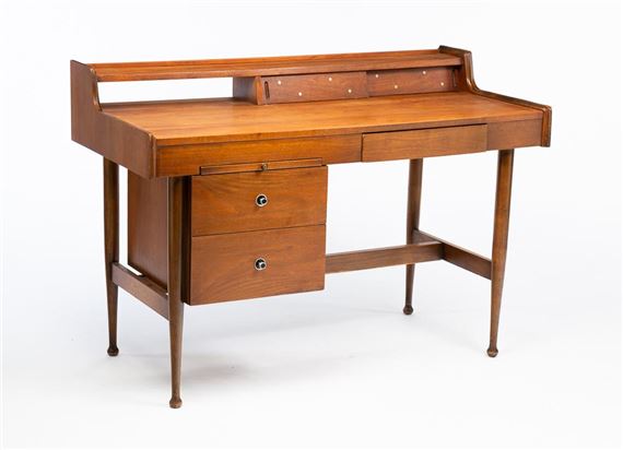 MID-CENTURY MODERN DESK BY HOOKER FURNITURE - Hooker Furniture