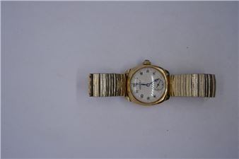 9ct yellow gold 'Vertex' watch marked 375, inscribed to reverse. 'Presented to Charles C. Lewis by M - C. Lewis