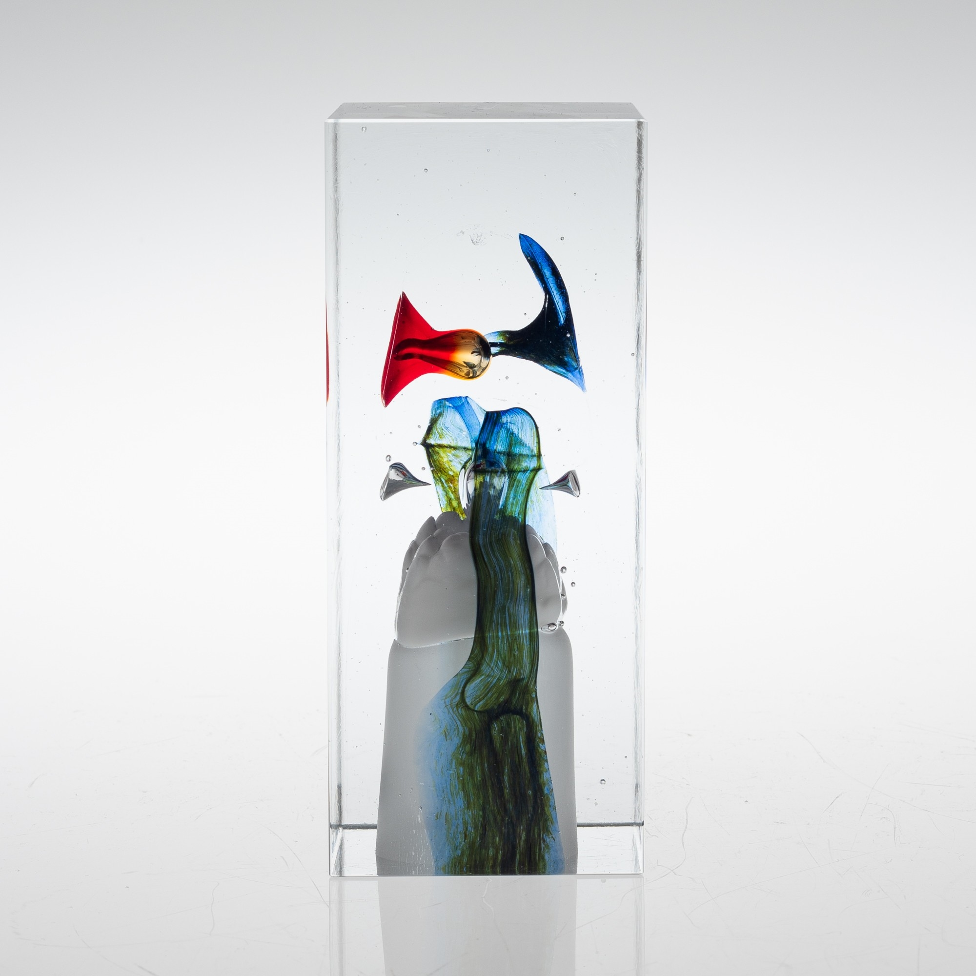 Artwork by Oiva Toikka, Cube