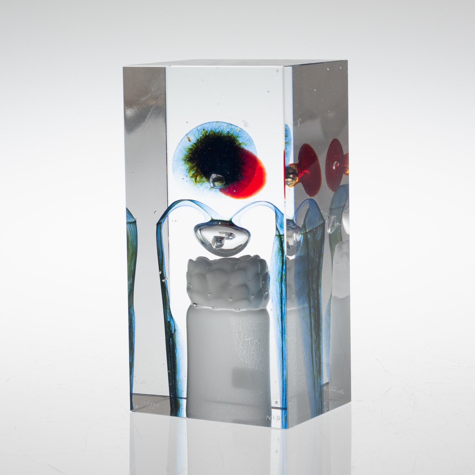 Artwork by Oiva Toikka, Cube